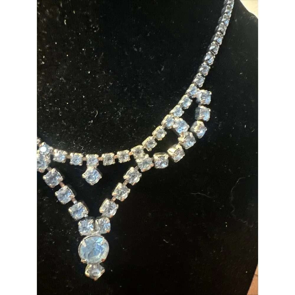 Vtg Blue Rhinestone Necklace With Earrings Screw Back
